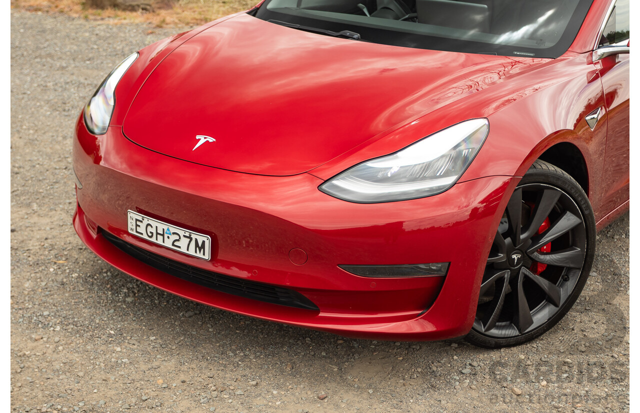 01/2020 Tesla Model 3 Performance (AWD) Dual Motor 4d Sedan Red - Dedicated Electric EV 335kw