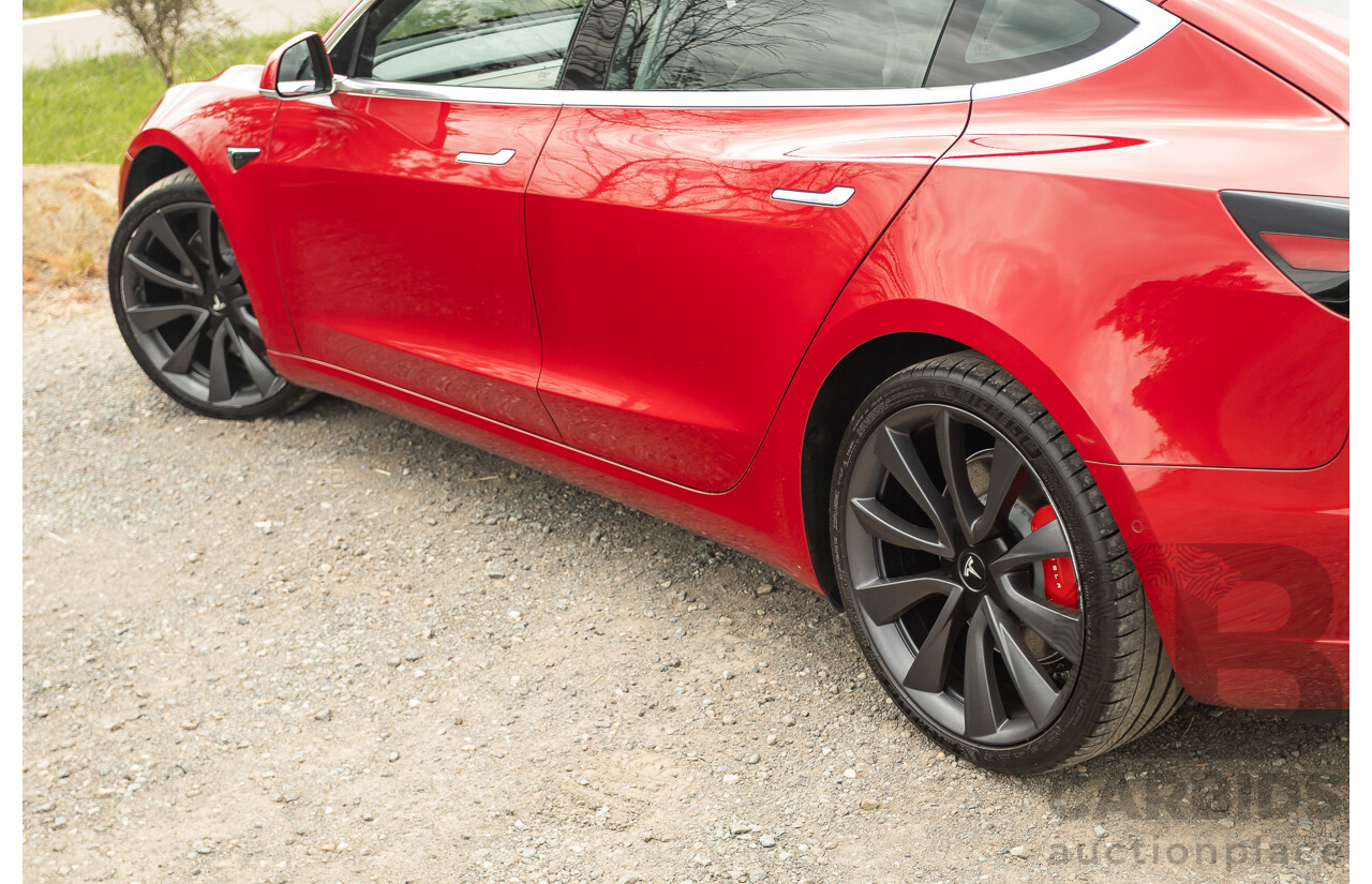 01/2020 Tesla Model 3 Performance (AWD) Dual Motor 4d Sedan Red - Dedicated Electric EV 335kw