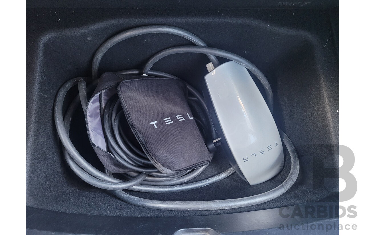 01/2020 Tesla Model 3 Performance (AWD) Dual Motor 4d Sedan Red - Dedicated Electric EV 335kw