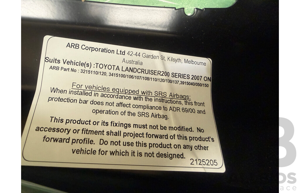 ARB Toyota Landcruiser (2007 - 2011) 3415110 Deluxe 200 Series Winch Bull Bar - Black Powder Coat Finish