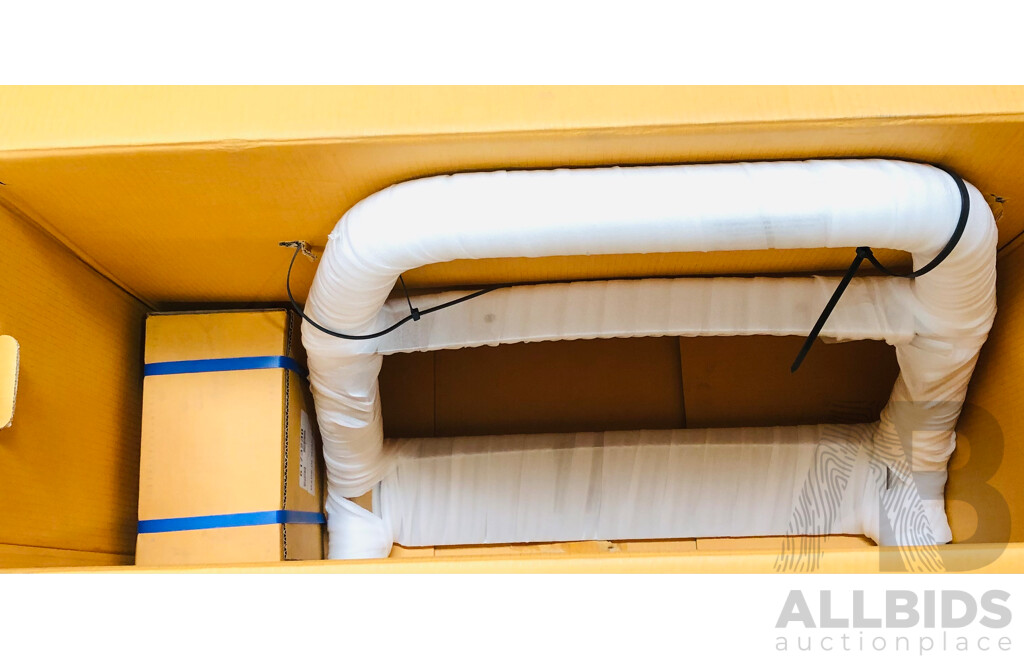 ARB Alloy Nudgebar Polished Silver, 3151020, to Suit Holden Captiva 7, Series 2 ORP $990.00