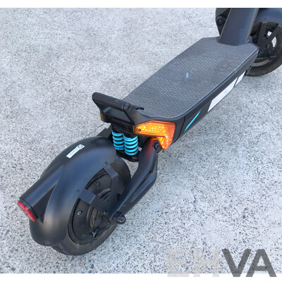 DAXYS Bandicoot Electric Scooter