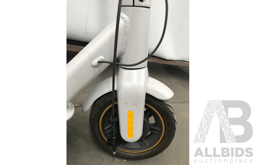 Segway Ninebot (G30L) Electric Scooter