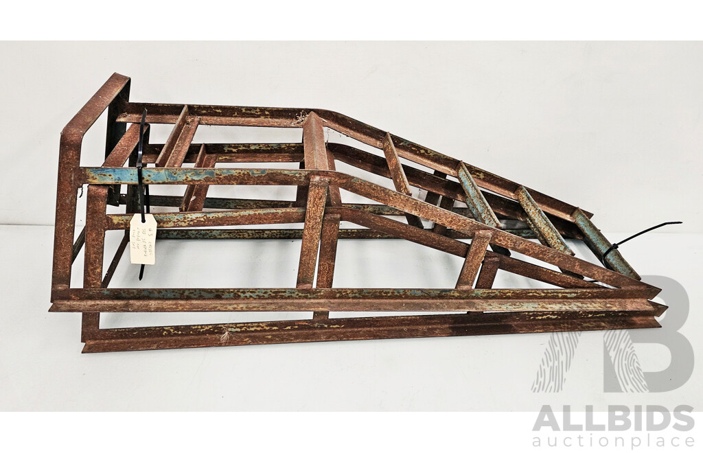 Metal Car Ramp Set