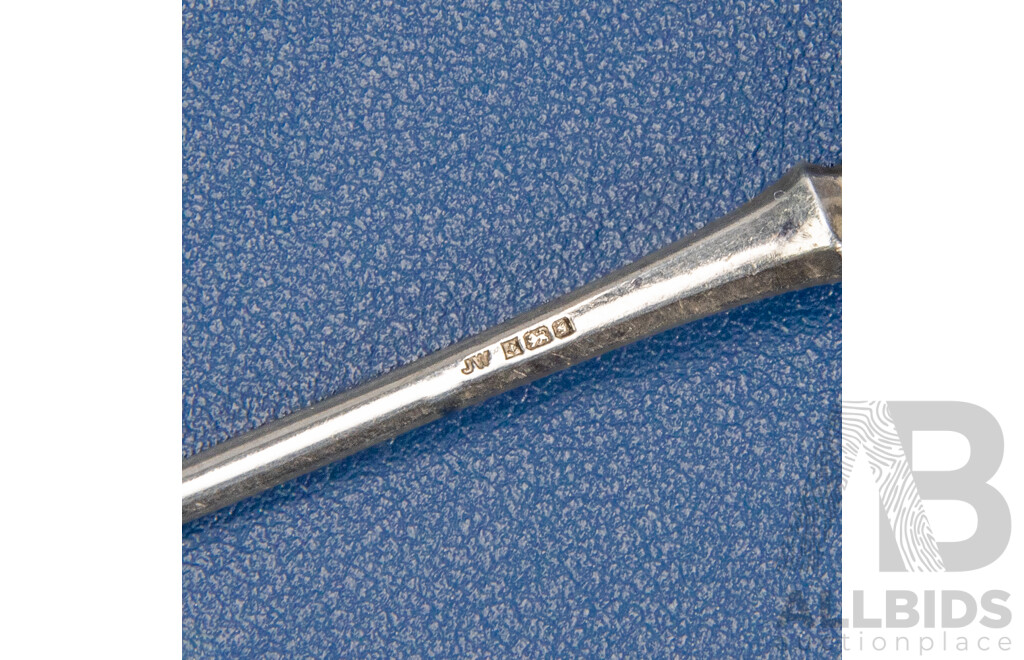 Wedgwood Jasperware Silver Demitasse Spoon, Birmingham, 1981