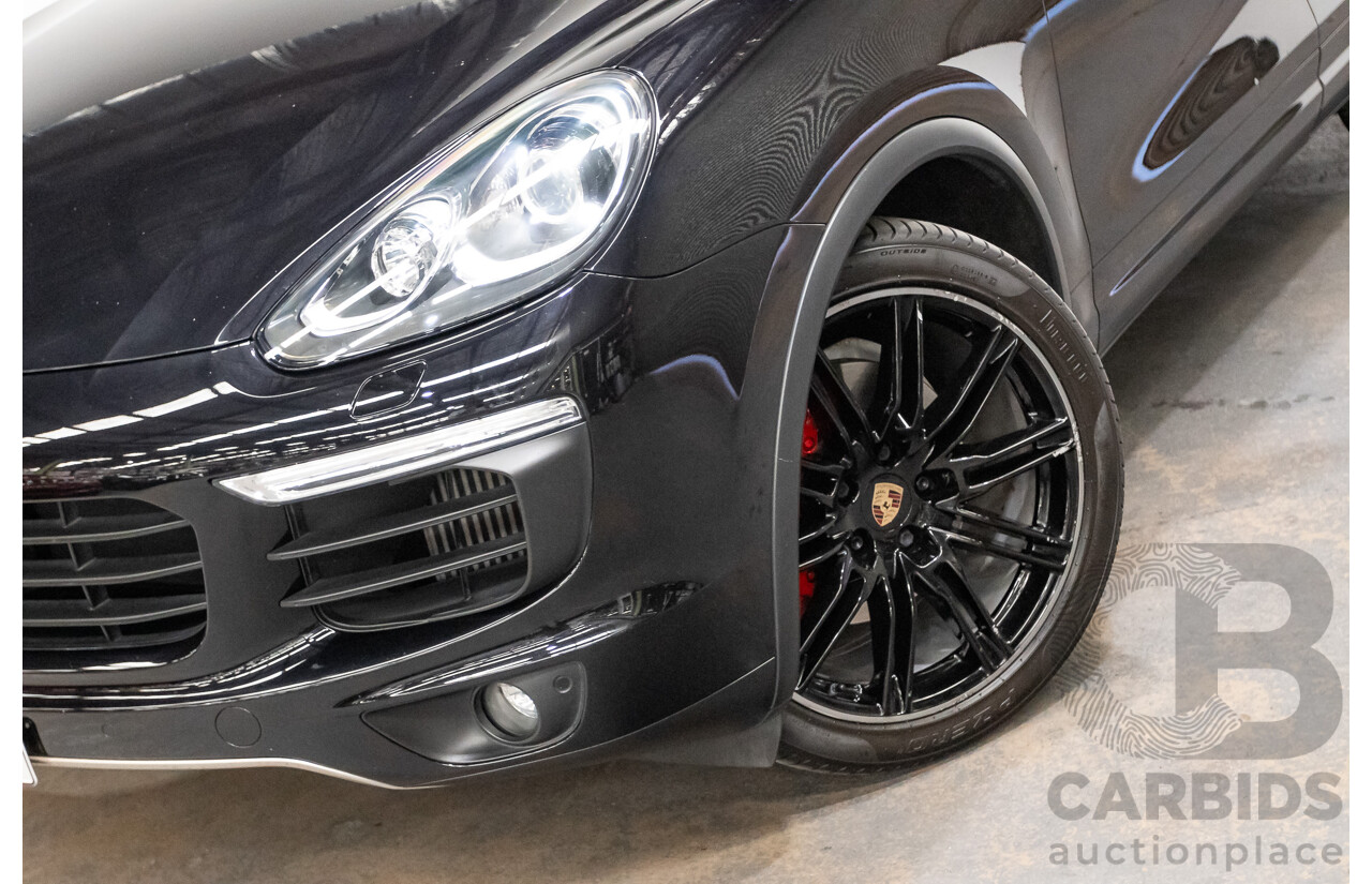 11/2014 Porsche Cayenne S (AWD) Series 2 92A MY15 4d Wagon Deep Black Metallic Turbo V6 3.6L