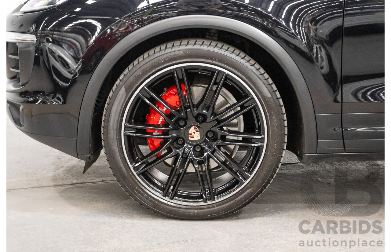 11/2014 Porsche Cayenne S (AWD) Series 2 92A MY15 4d Wagon Deep Black Metallic Turbo V6 3.6L