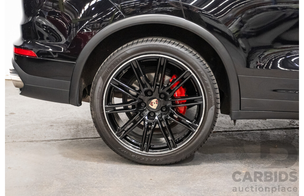 11/2014 Porsche Cayenne S (AWD) Series 2 92A MY15 4d Wagon Deep Black Metallic Turbo V6 3.6L