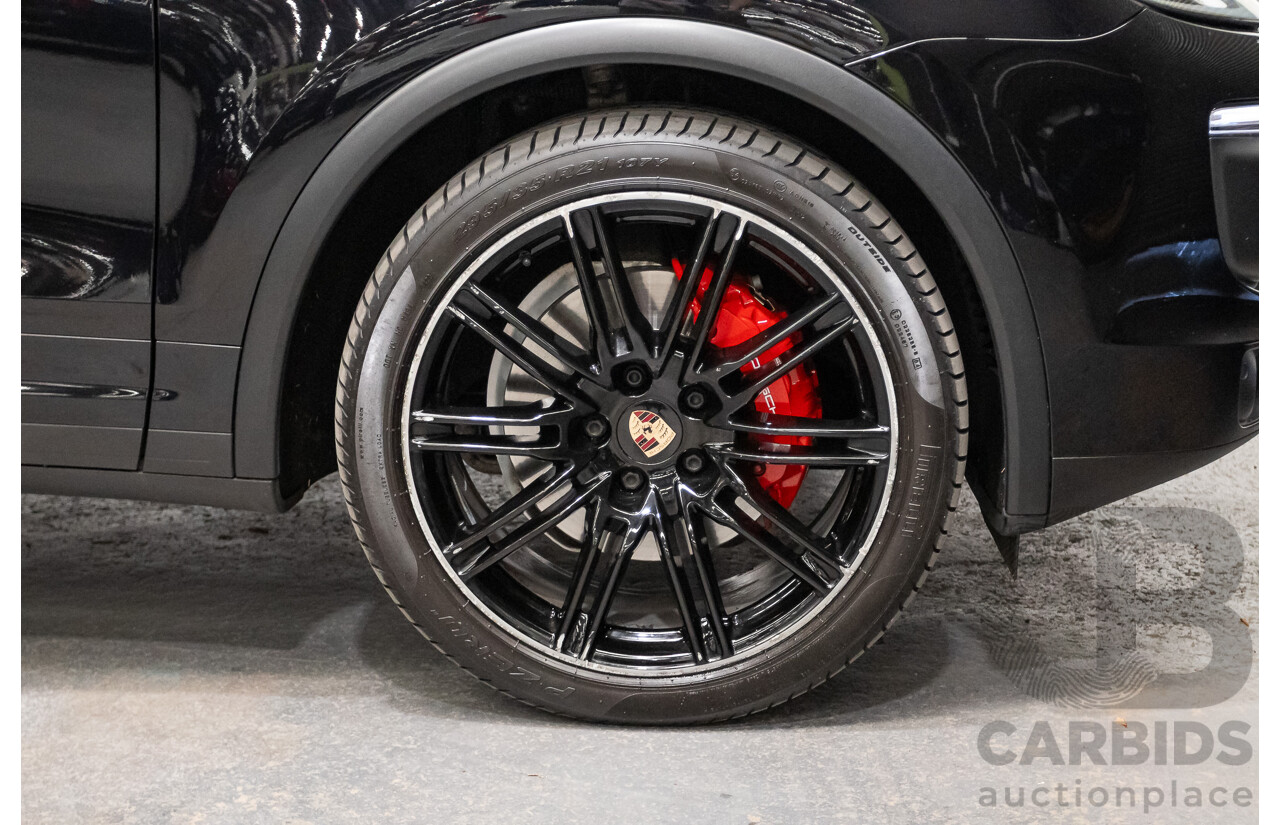 11/2014 Porsche Cayenne S (AWD) Series 2 92A MY15 4d Wagon Deep Black Metallic Turbo V6 3.6L