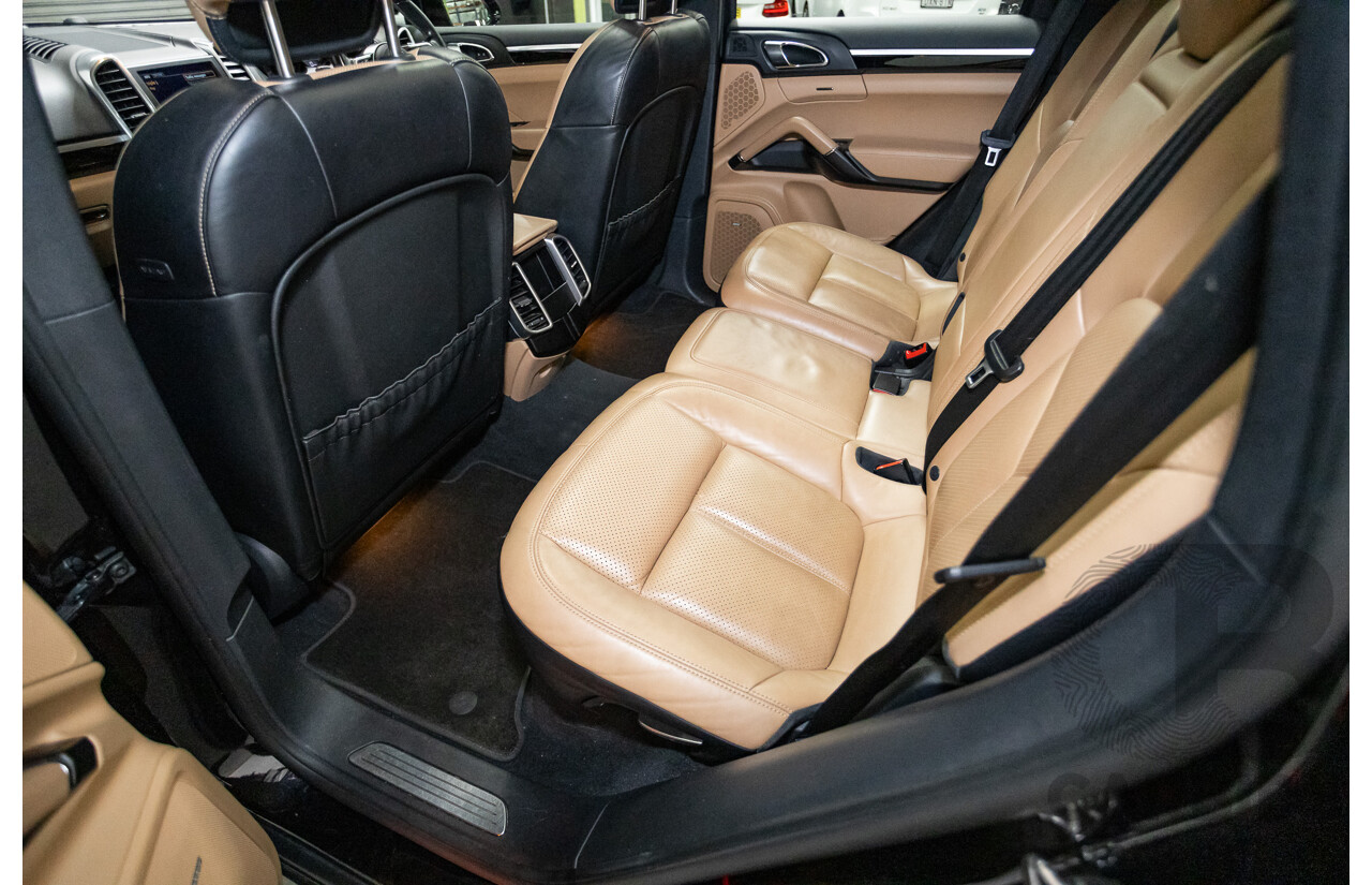 11/2014 Porsche Cayenne S (AWD) Series 2 92A MY15 4d Wagon Deep Black Metallic Turbo V6 3.6L