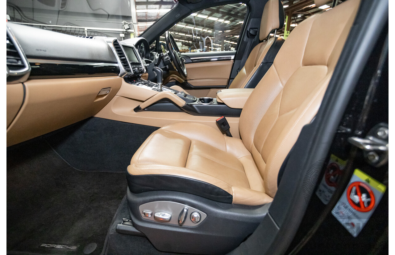 11/2014 Porsche Cayenne S (AWD) Series 2 92A MY15 4d Wagon Deep Black Metallic Turbo V6 3.6L