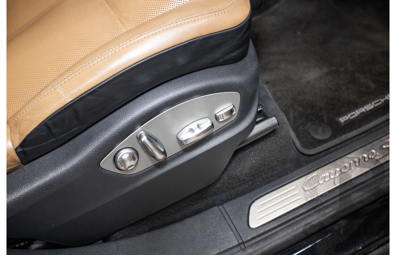 11/2014 Porsche Cayenne S (AWD) Series 2 92A MY15 4d Wagon Deep Black Metallic Turbo V6 3.6L