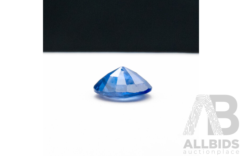 0.6ct Round Cut Royal Blue Sapphire