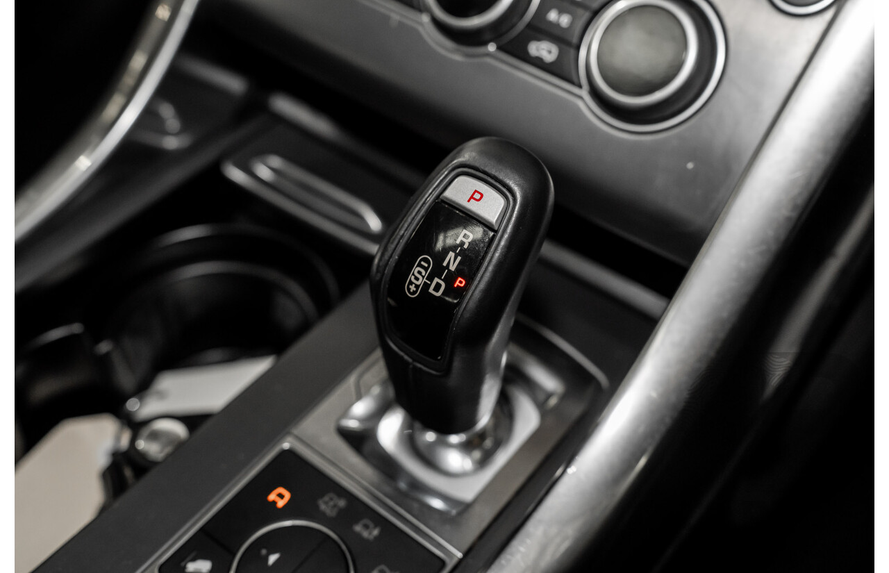 07/2017 Land Rover Range Rover Sport SD4 S (AWD) LW MY17 4D Wagon Glacier White Turbo Diesel 2.0L