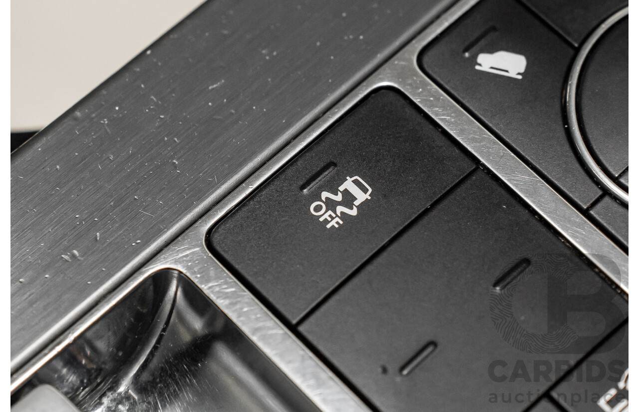 07/2017 Land Rover Range Rover Sport SD4 S (AWD) LW MY17 4D Wagon Glacier White Turbo Diesel 2.0L