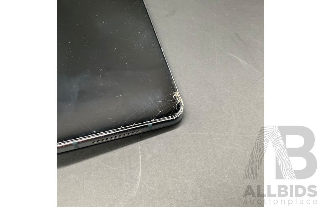 Samsung Galaxy Z Fold 4  512GB  (SM-F936B) - Grey