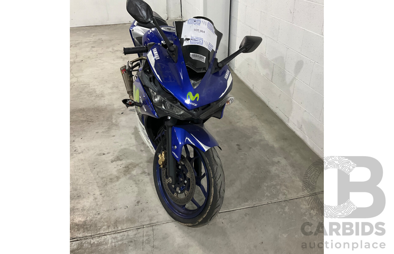 2016 YAMAHA YZF-R3 MOTOR CYCLE - BLUE
