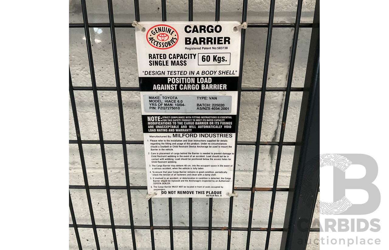 Toyota Cargo Barrier for Hiace 6.0 and Two Trunk Cargo Net Mesh