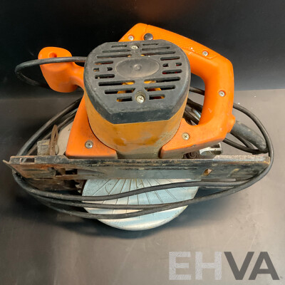 Assorted Corded Electric Tools Included 184mm Circular Saw, Sander and More - Lot of Five