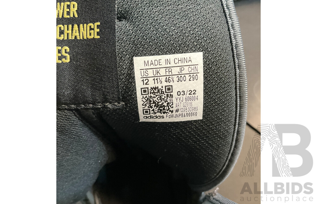 Adidas Boxing Shoes Size US12 & Assorted Boxing Equipment & Personal Gym Items