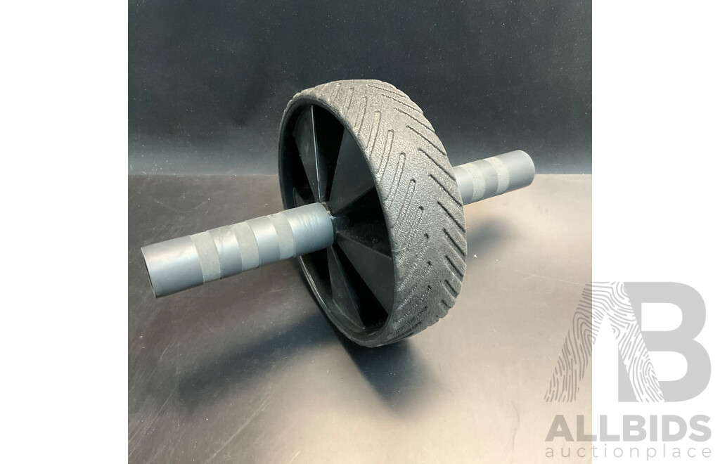 Adidas Boxing Shoes Size US12 & Assorted Boxing Equipment & Personal Gym Items