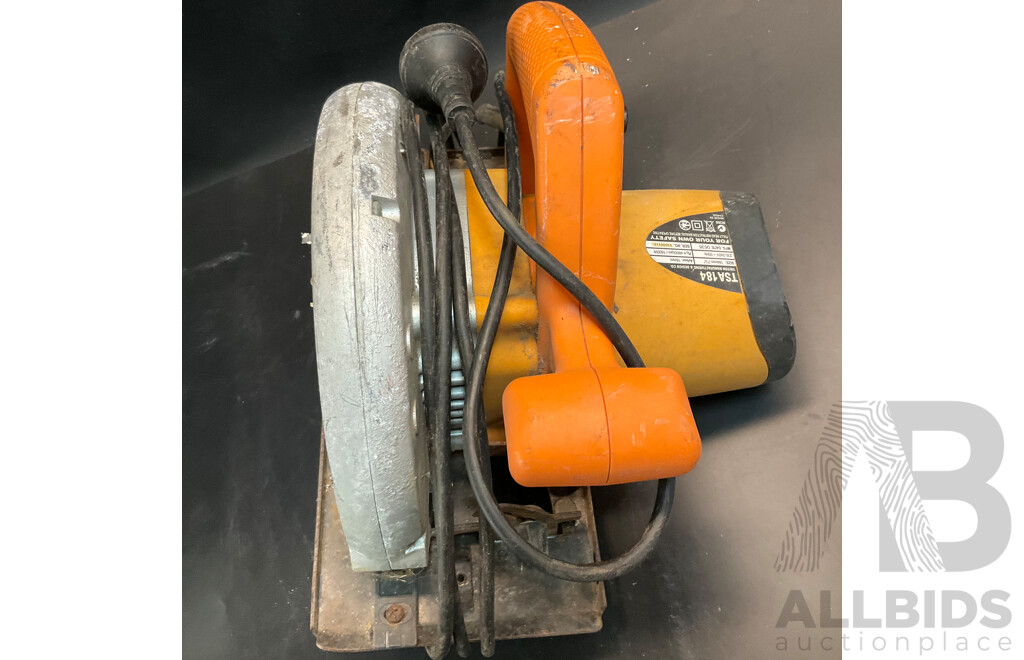 Assorted Corded Electric Tools Included 184mm Circular Saw, Sander and More - Lot of Five