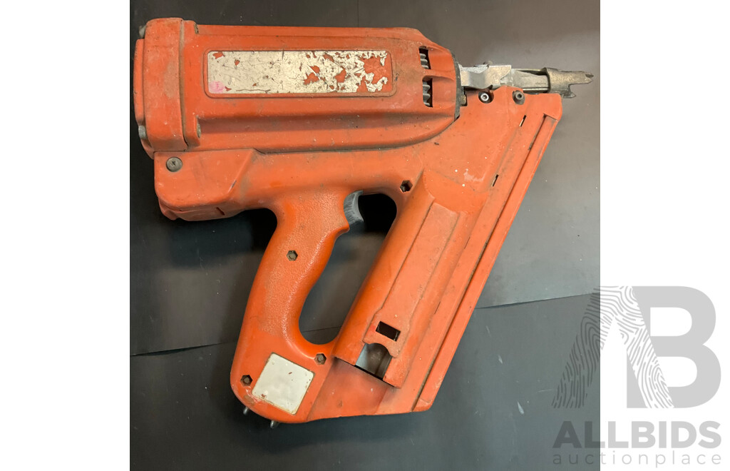 Used Paslode Framing Nailer & Vintage TradeAir Stapler Kit - Lot of 3