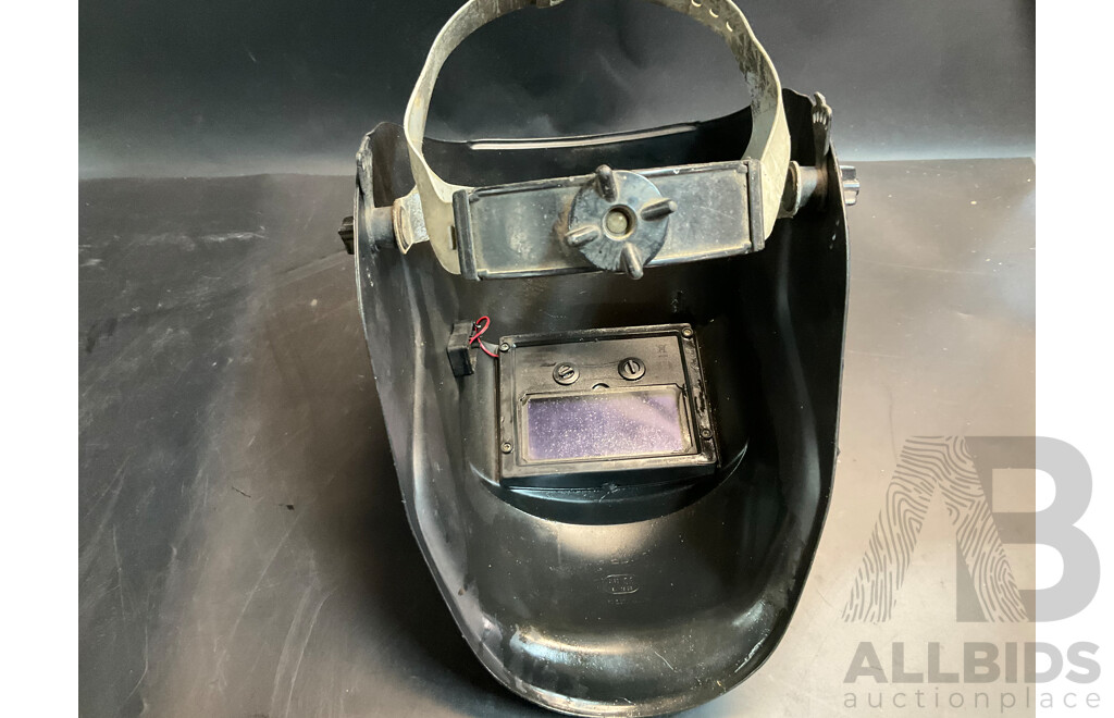 Star 170T Welder & Darkening Helment Mark & Tool Belt - Lot of 3