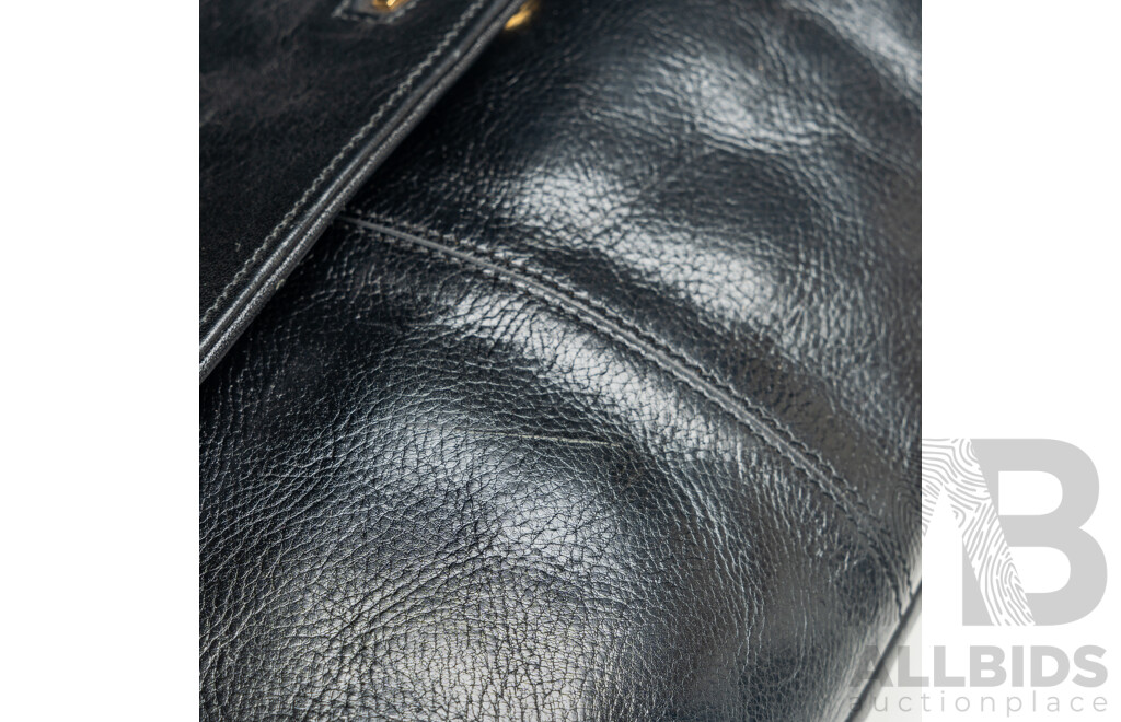 Oroton Black Leather Handbag with Removable Shoulder Strap & Dust Bag