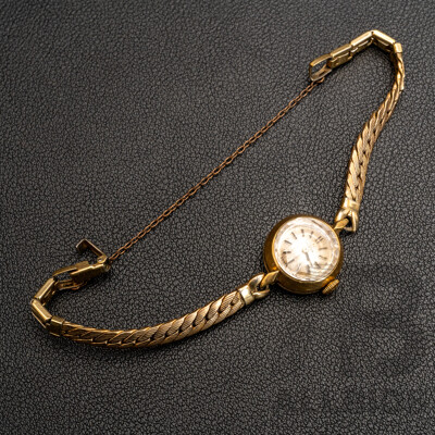 14ct Omega Petite Ladies Watch, O.J.2979, Working, 15.04 Grams