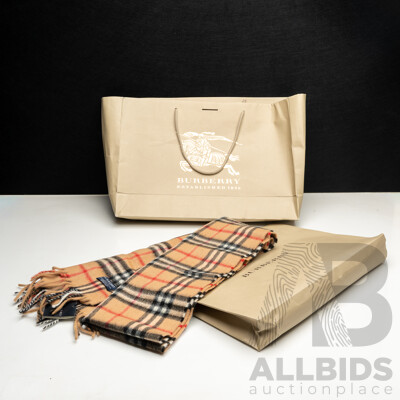 Burberry London Classic Scarf in Beige/Red/Black with Original Packaging