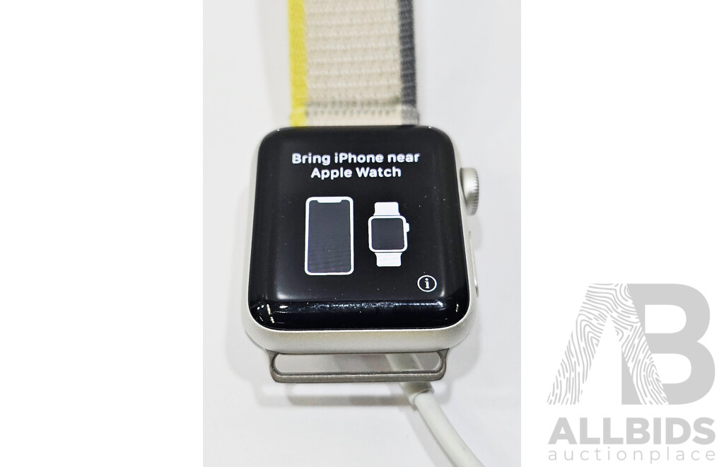 Apple Watch Series 2 (Silver)