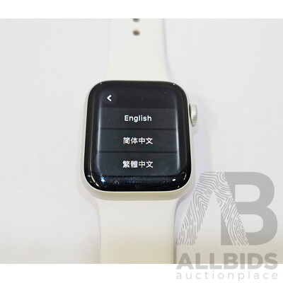 Apple Watch Series 6 (Silver)