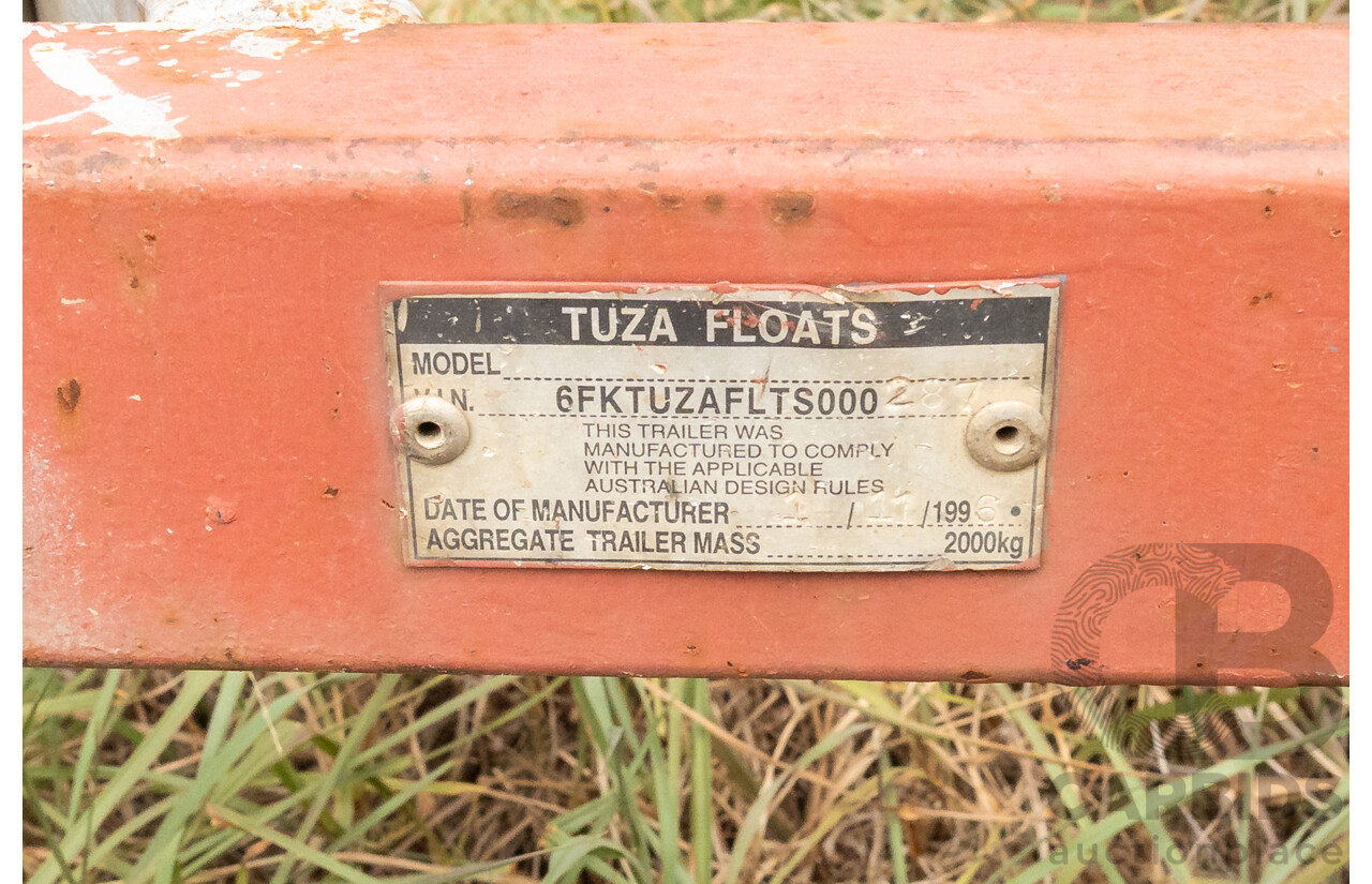 11/1996 Tuza Floats Car Trailer