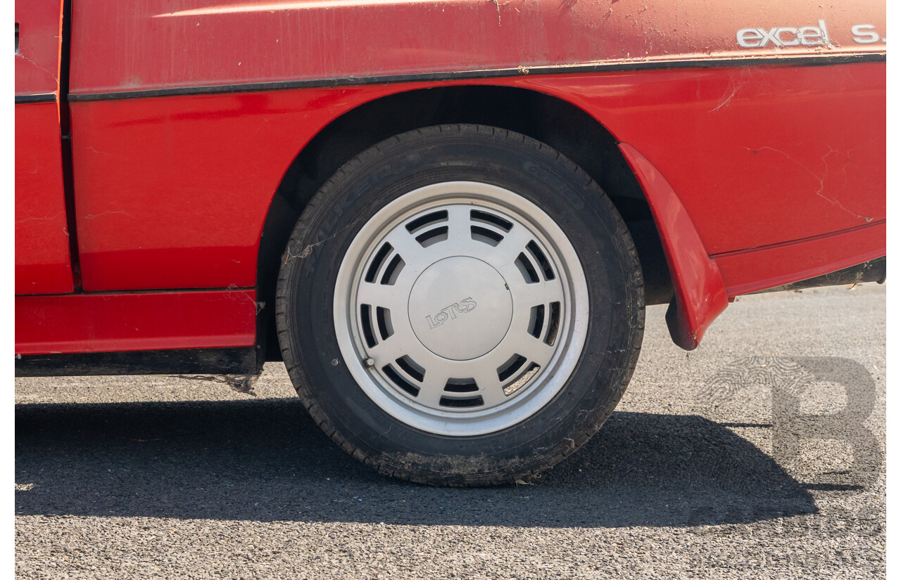 01/1986 Lotus Eclat Excel S.E. 2d Coupe Calypso Red 2.2L - Personal Import 10/1994