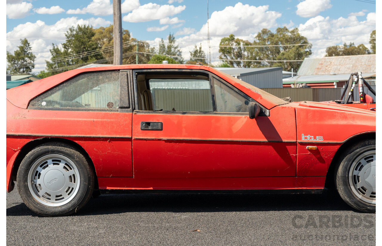 01/1986 Lotus Eclat Excel S.E. 2d Coupe Calypso Red 2.2L - Personal Import 10/1994