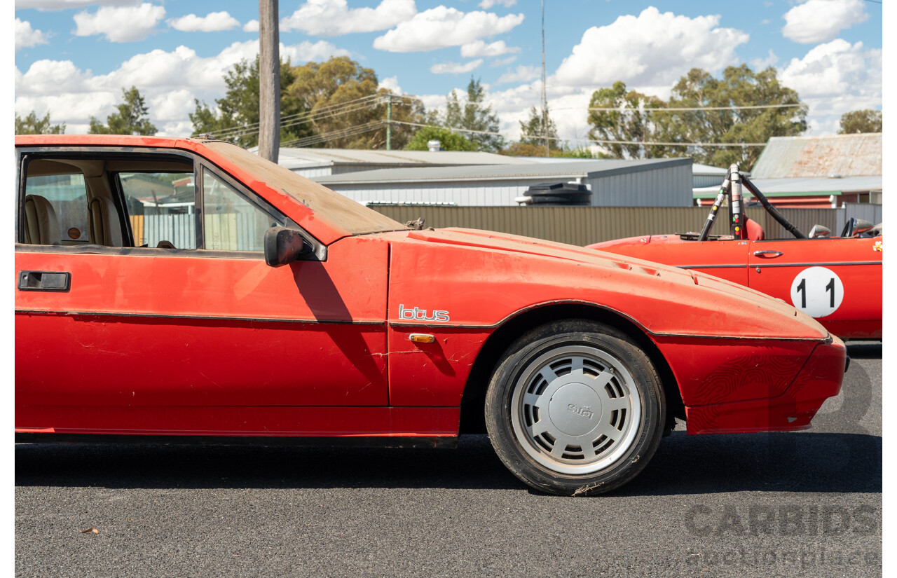 01/1986 Lotus Eclat Excel S.E. 2d Coupe Calypso Red 2.2L - Personal Import 10/1994