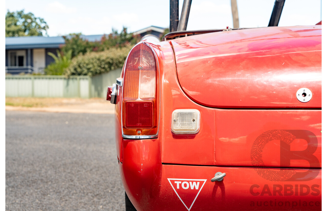 2/1977 British Leyland M.G. MGB 2d Roadster Red 1.8L - Modified and CAMS Logbooked for Hillclimb / Rally