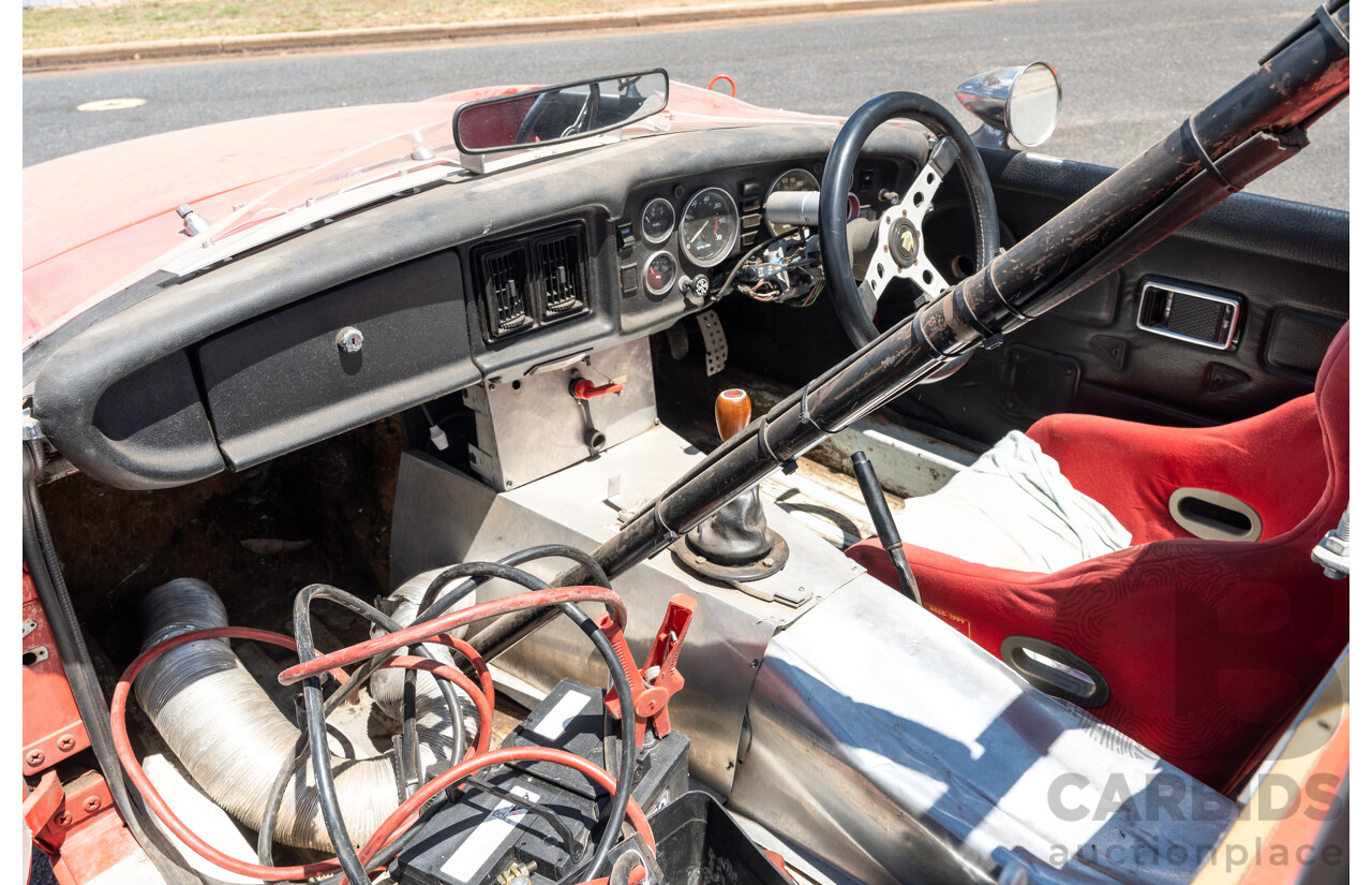 2/1977 British Leyland M.G. MGB 2d Roadster Red 1.8L - Modified and CAMS Logbooked for Hillclimb / Rally