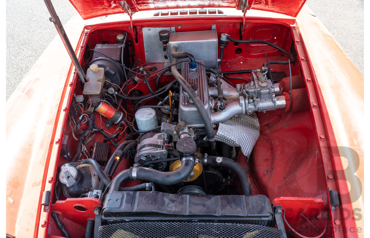 2/1977 British Leyland M.G. MGB 2d Roadster Red 1.8L - Modified and CAMS Logbooked for Hillclimb / Rally