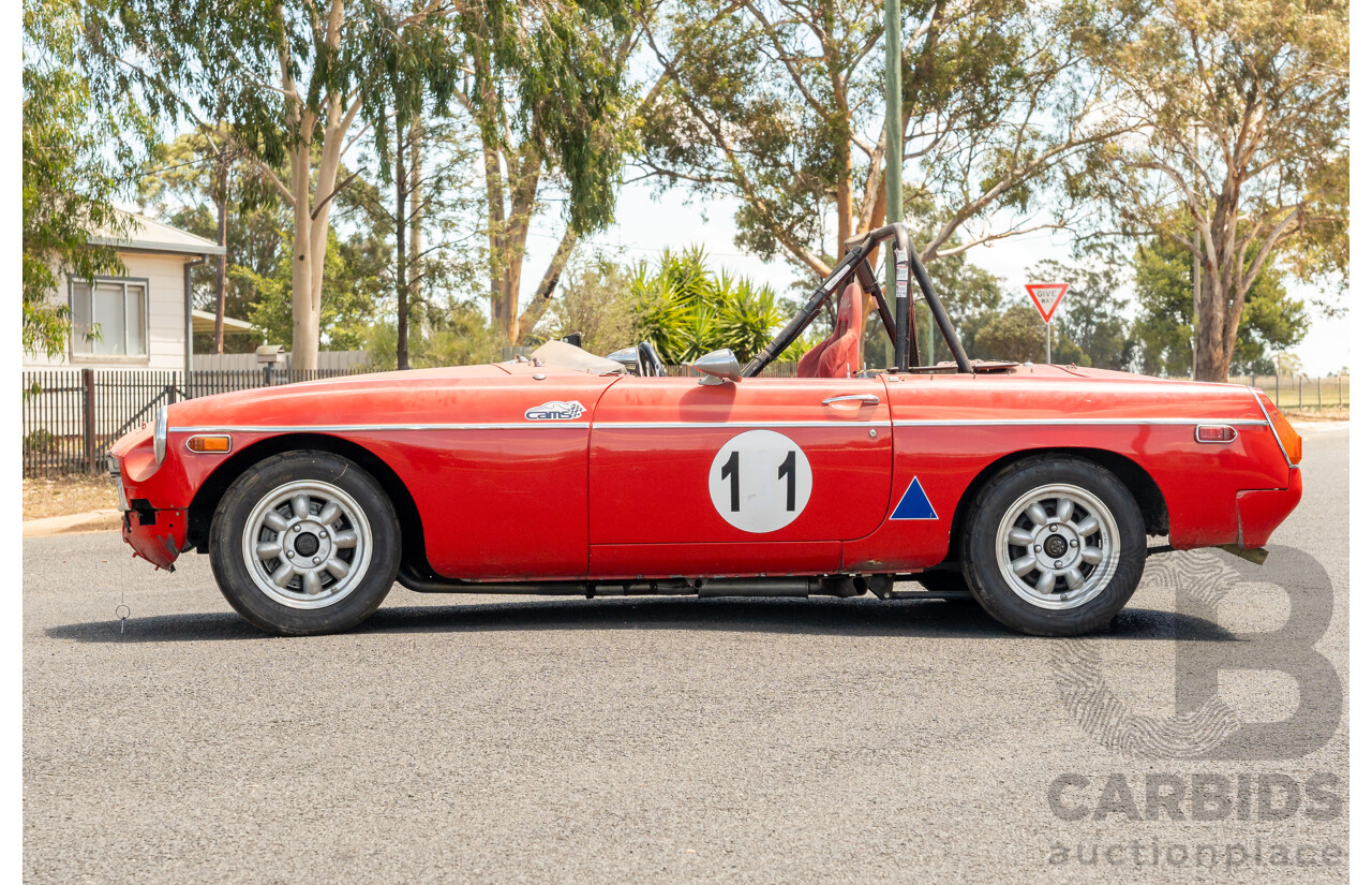 2/1977 British Leyland M.G. MGB 2d Roadster Red 1.8L - Modified and CAMS Logbooked for Hillclimb / Rally