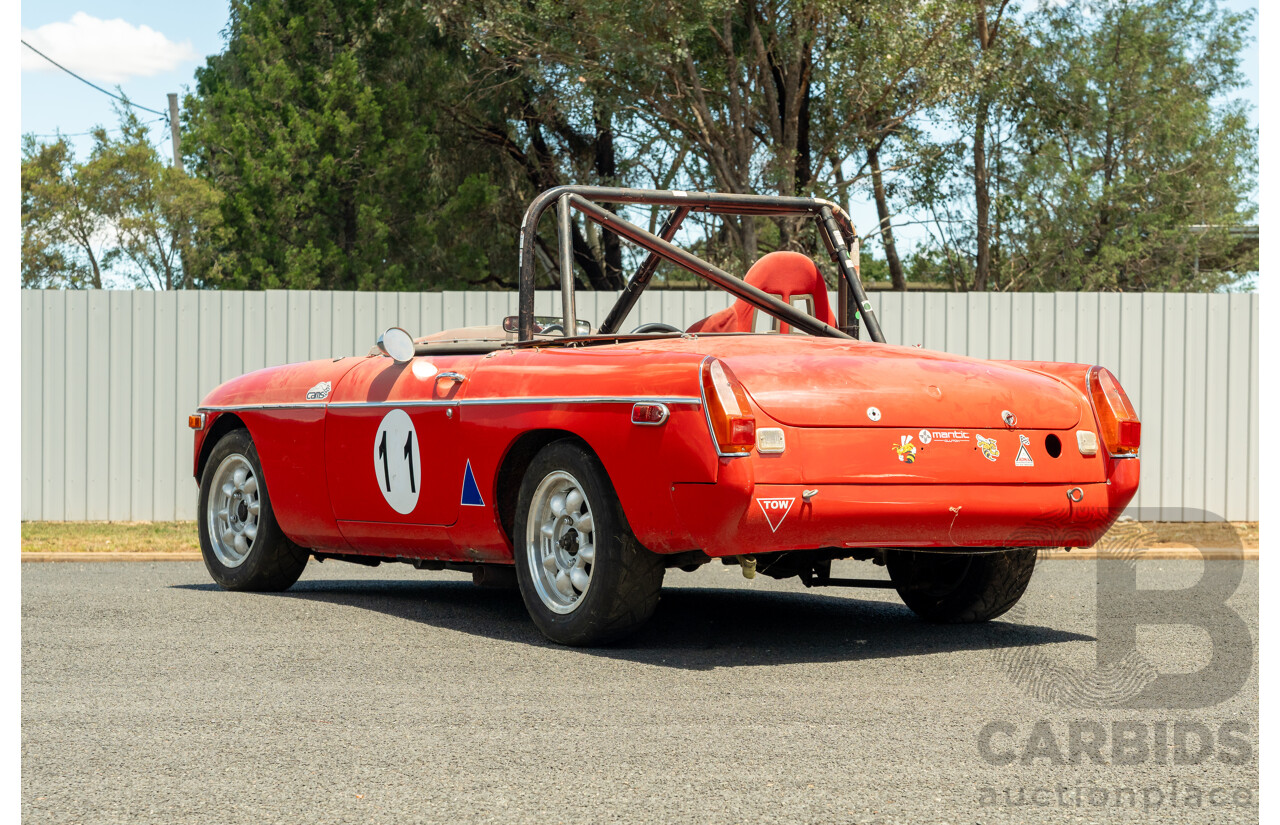 2/1977 British Leyland M.G. MGB 2d Roadster Red 1.8L - Modified and CAMS Logbooked for Hillclimb / Rally