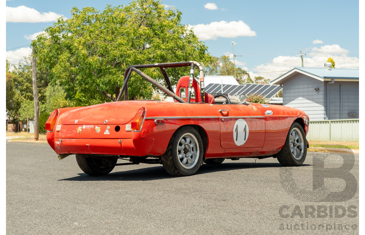 2/1977 British Leyland M.G. MGB 2d Roadster Red 1.8L - Modified and CAMS Logbooked for Hillclimb / Rally