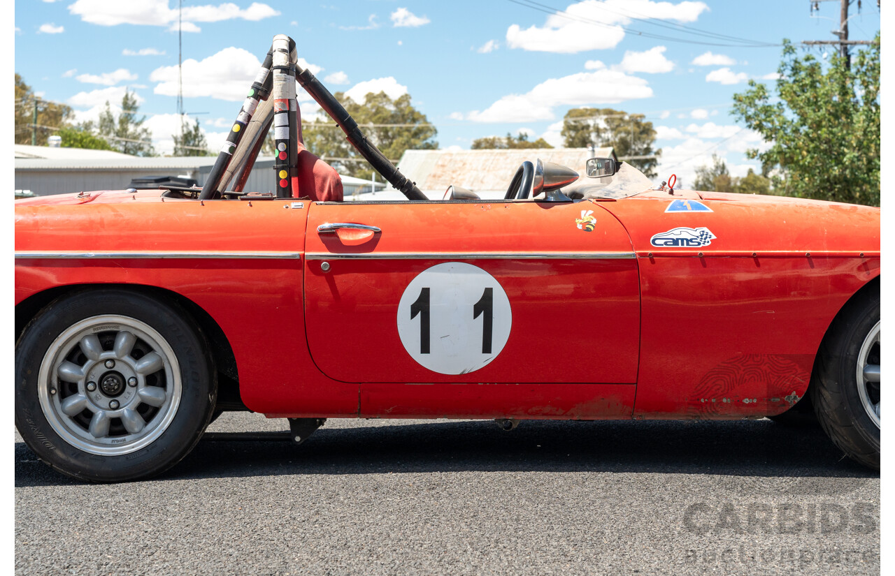 2/1977 British Leyland M.G. MGB 2d Roadster Red 1.8L - Modified and CAMS Logbooked for Hillclimb / Rally