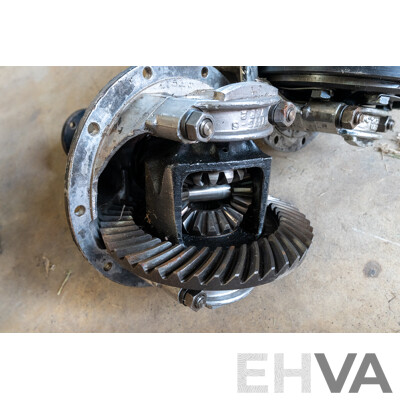 Pair of MG MGB Mowog Pumpkin Case Differential Housings