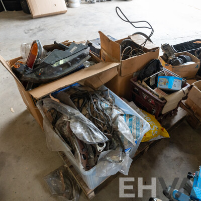 Pallet Lot of Assorted Auto Parts