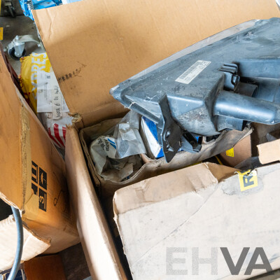 Pallet Lot of Assorted Auto Parts