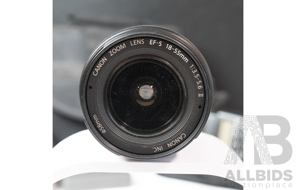 Canon EOS 400D Digital SLR Camera Kit with Canon Lenses, Speedlite Flash and Carry Bag