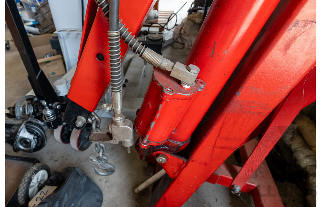 1500 Kgs Portable Hydraulic Engine Crane