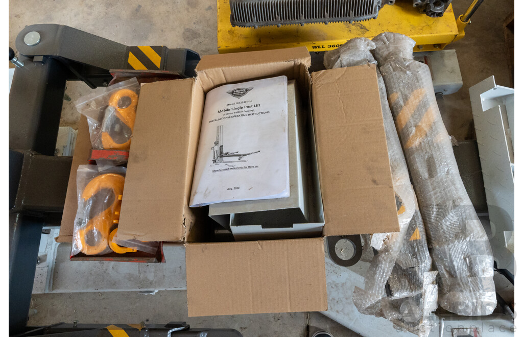 2022 Hero Hoists Pty Ltd 2500 Kg Lift King Portable Motor Vehicle Hoist